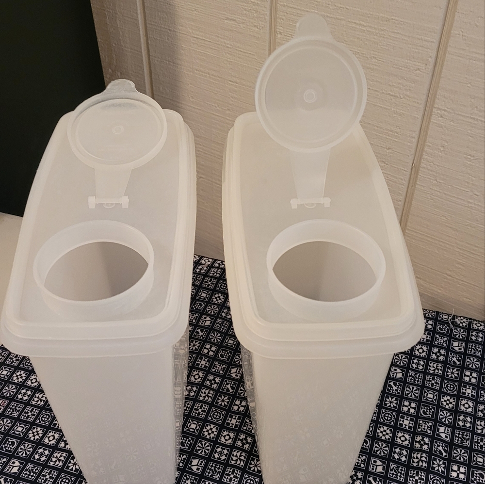 Tupperware Cereal Keepers - Picture 2 of 2